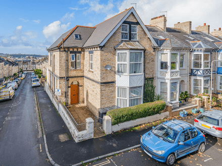 Hills View, Barnstaple